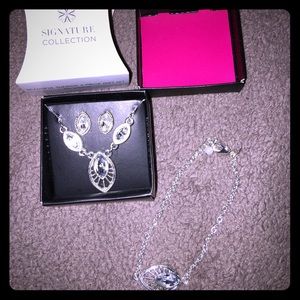 AVON 3 piece sunrise set - silver tone